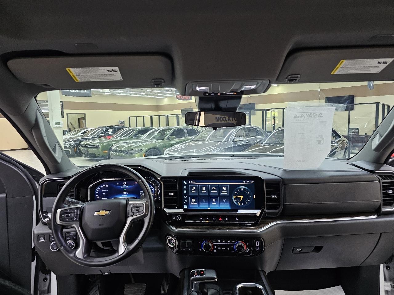 Chevrolet Silverado 1500 LT Crew Cab 4WD 2023