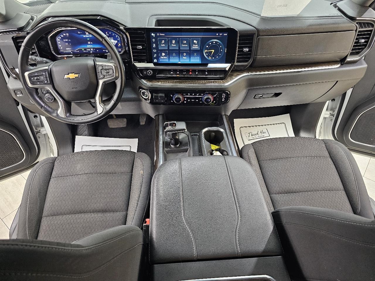Chevrolet Silverado 1500 LT Crew Cab 4WD 2023
