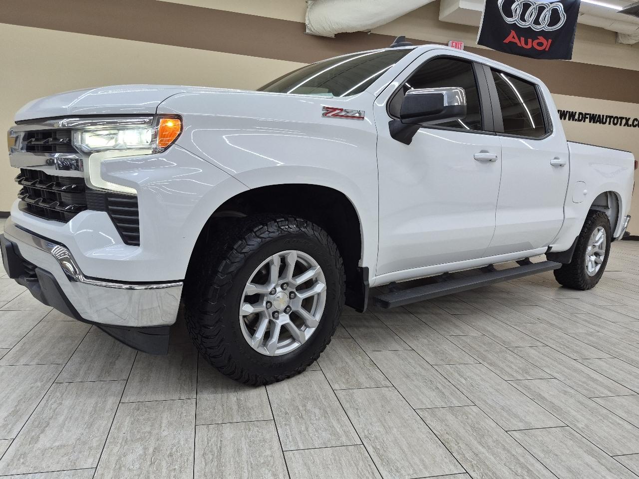 Chevrolet Silverado 1500 LT Crew Cab 4WD 2023