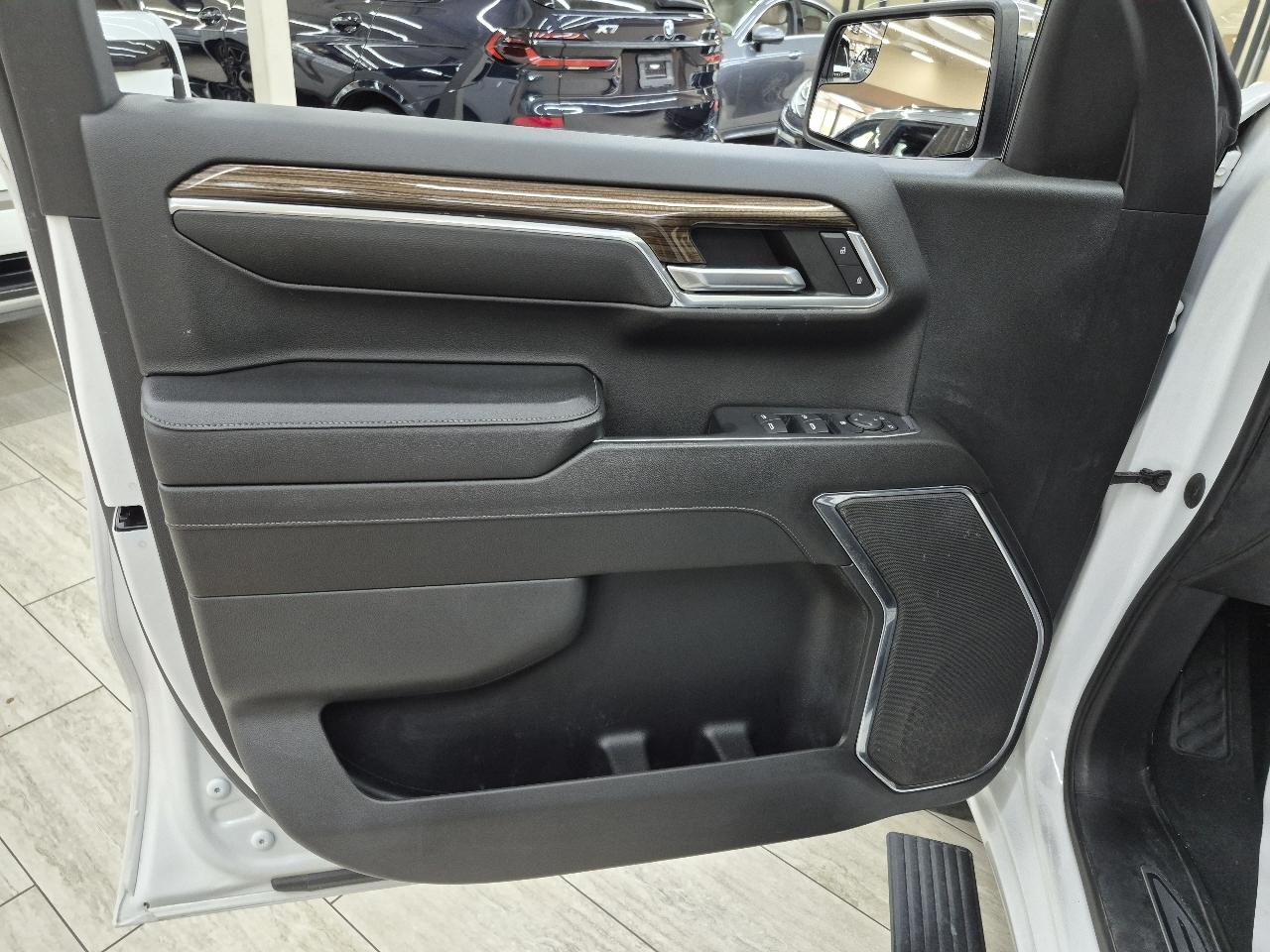 Chevrolet Silverado 1500 LT Crew Cab 4WD 2023