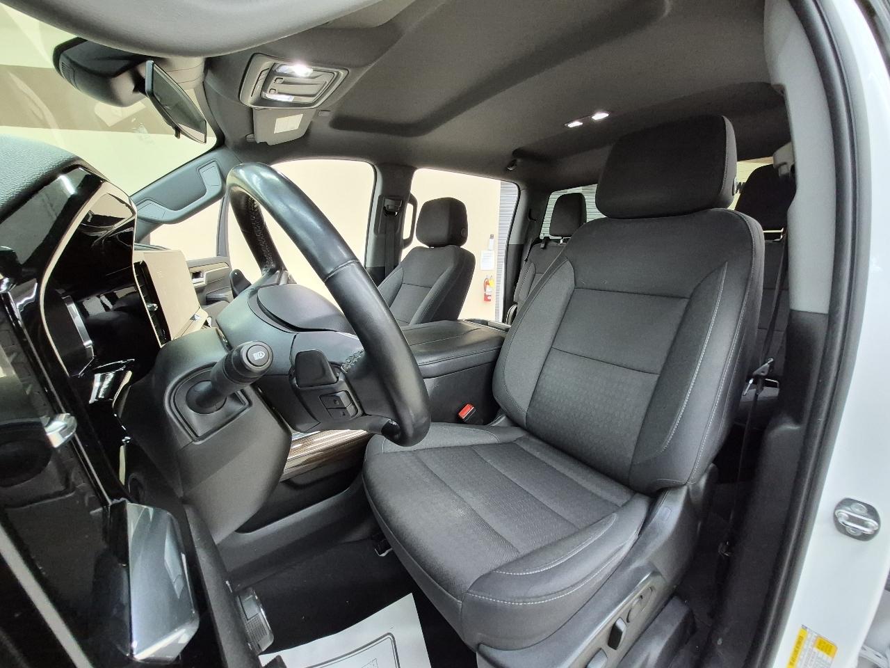 Chevrolet Silverado 1500 LT Crew Cab 4WD 2023