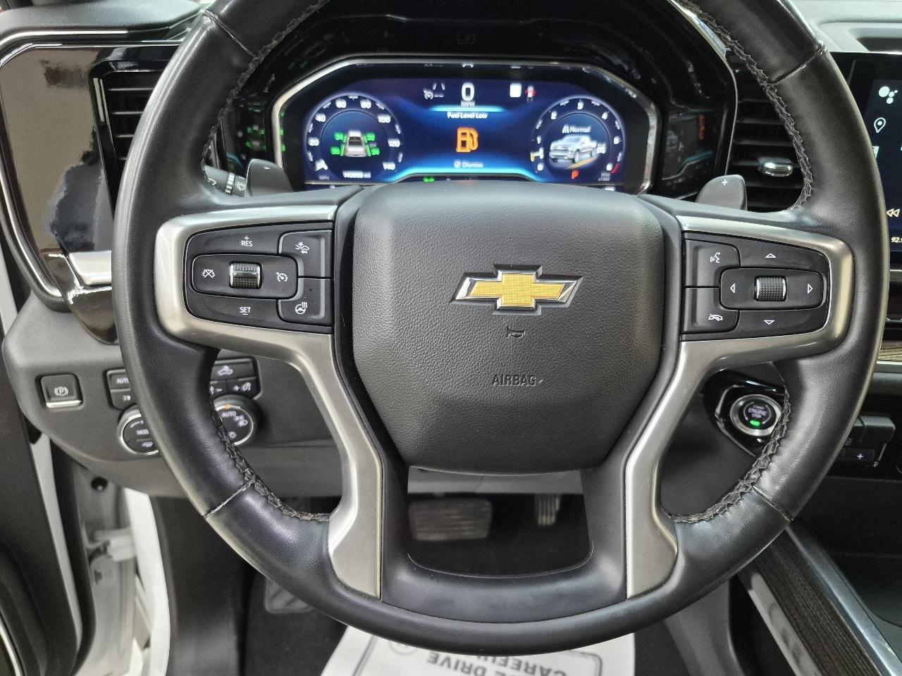Chevrolet Silverado 1500 LT Crew Cab 4WD 2023