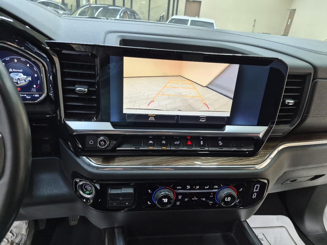 Chevrolet Silverado 1500 LT Crew Cab 4WD 2023