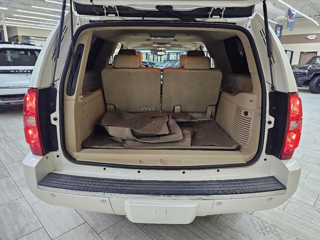 Chevrolet Suburban LTZ 1500 2WD 2013