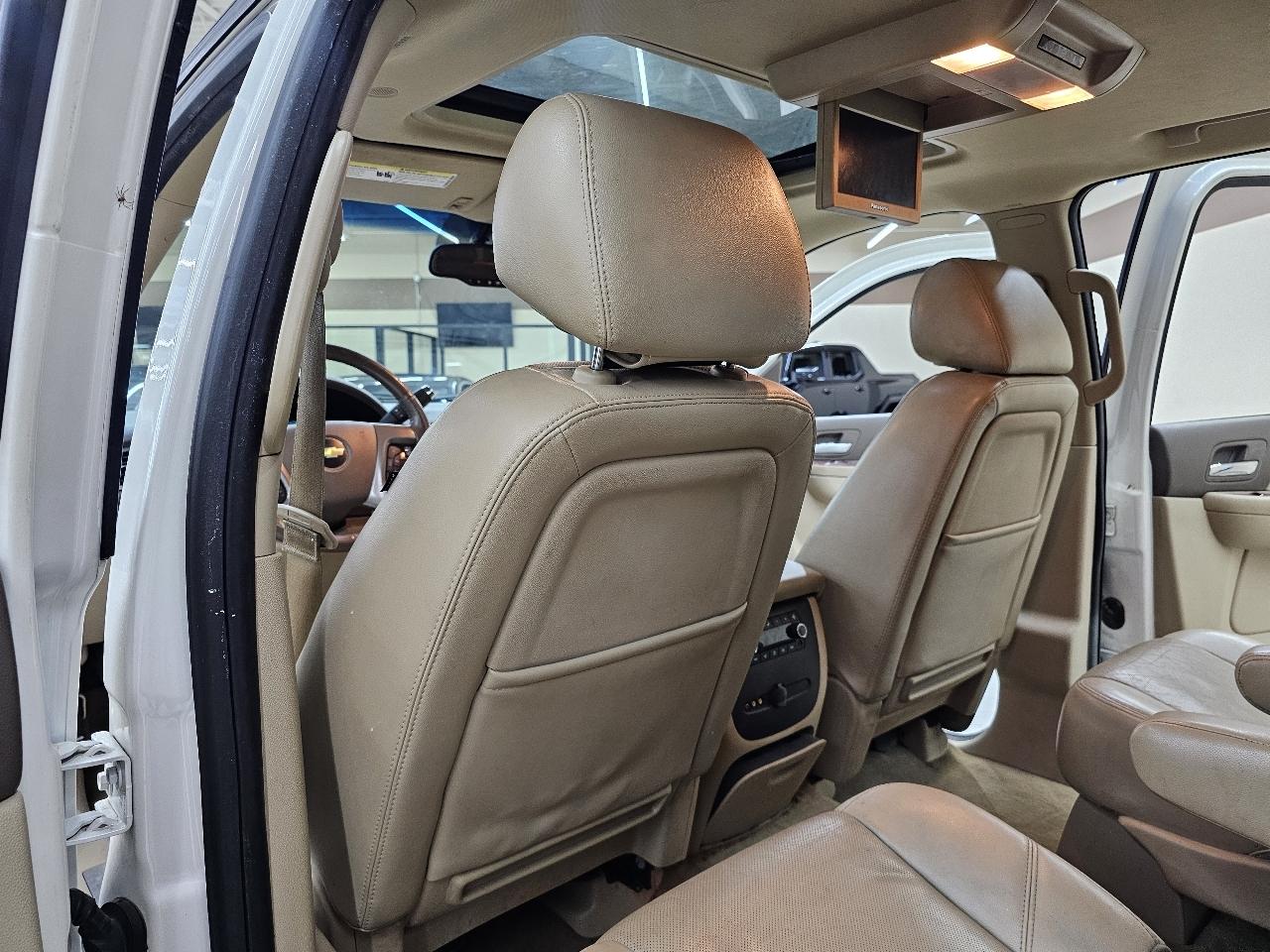 Chevrolet Suburban LTZ 1500 2WD 2013