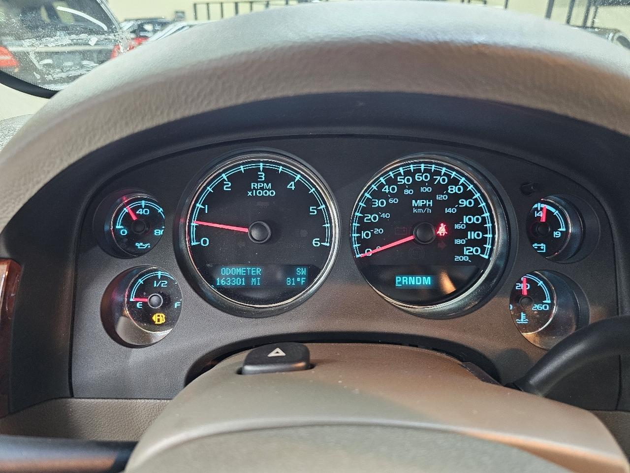 Chevrolet Suburban LTZ 1500 2WD 2013
