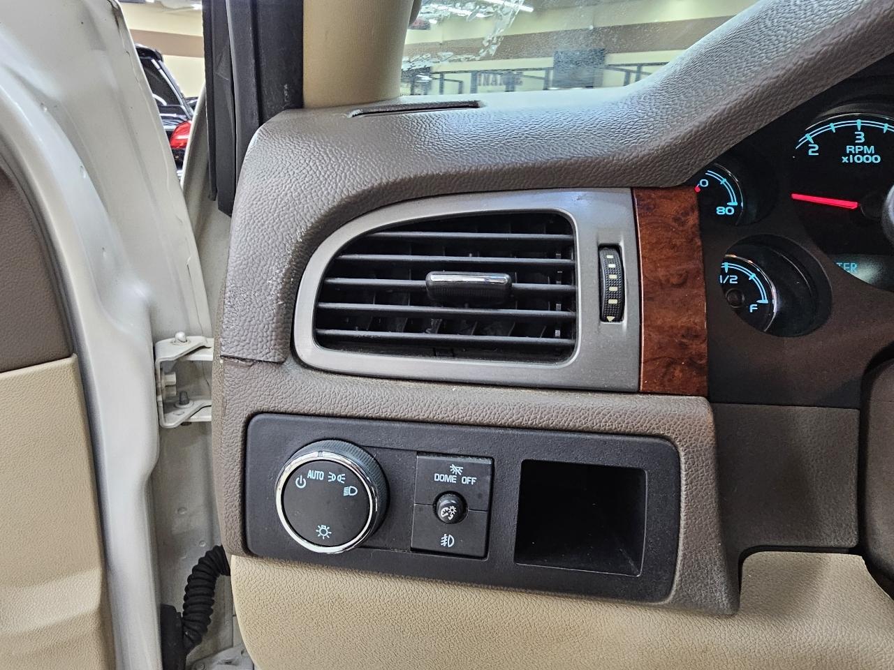 Chevrolet Suburban LTZ 1500 2WD 2013