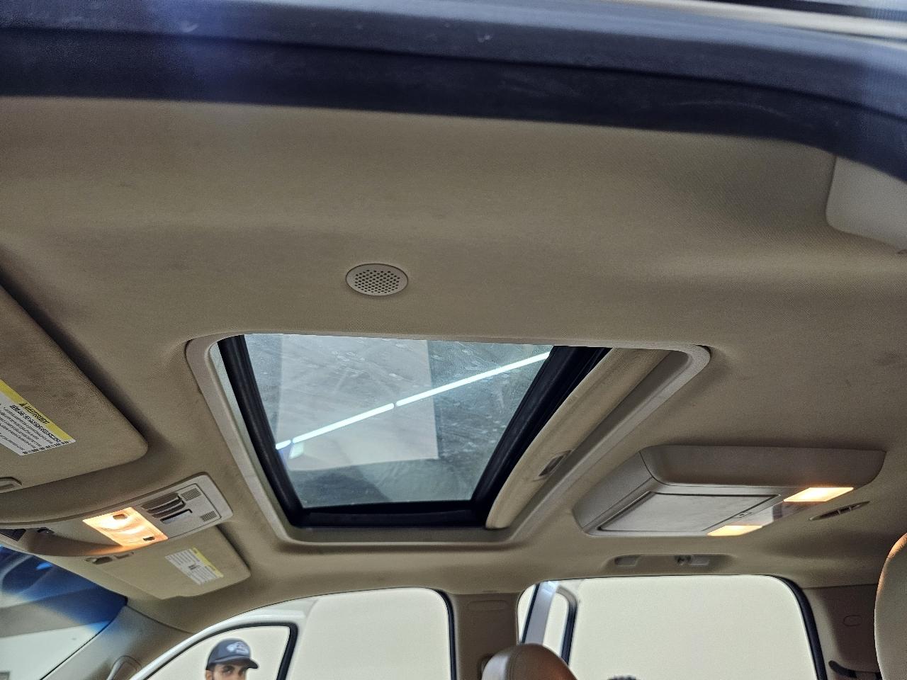 Chevrolet Suburban LTZ 1500 2WD 2013
