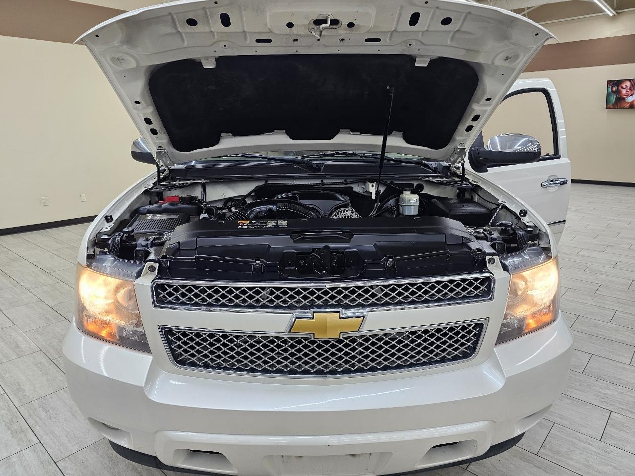 Chevrolet Suburban LTZ 1500 2WD 2013