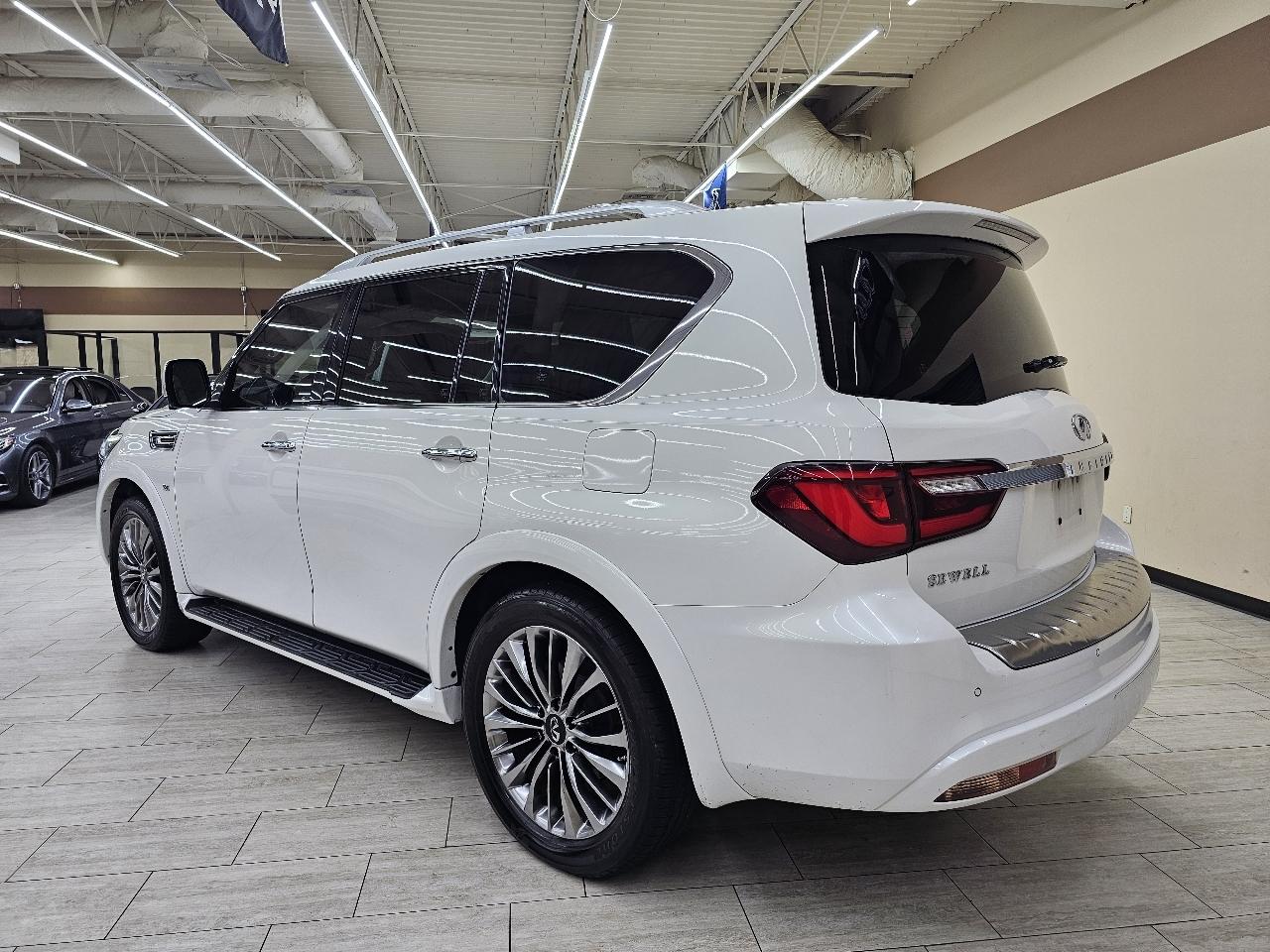 Infiniti QX80 Limited 4WD 2019