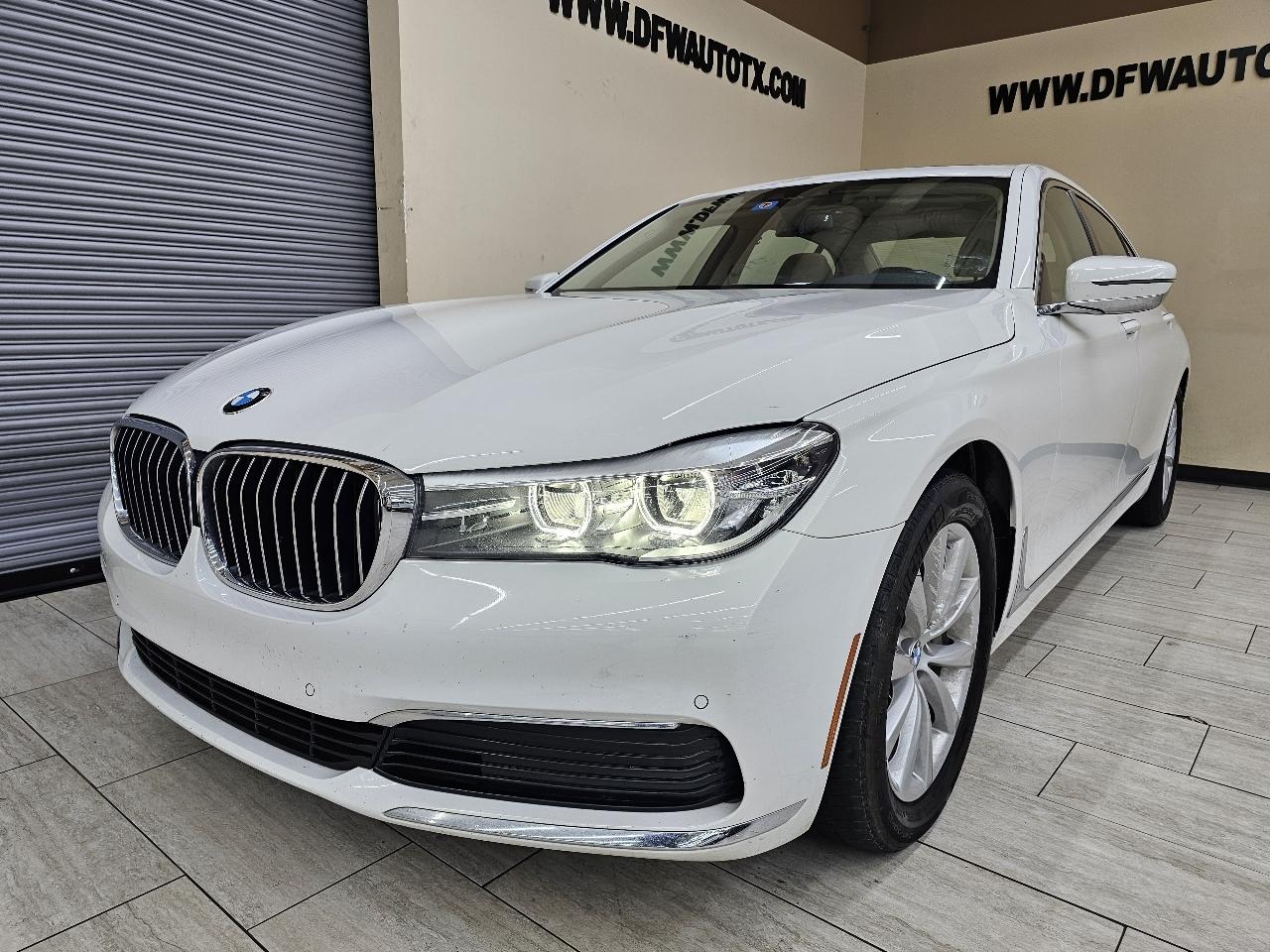 BMW 7-Series 740i 2019