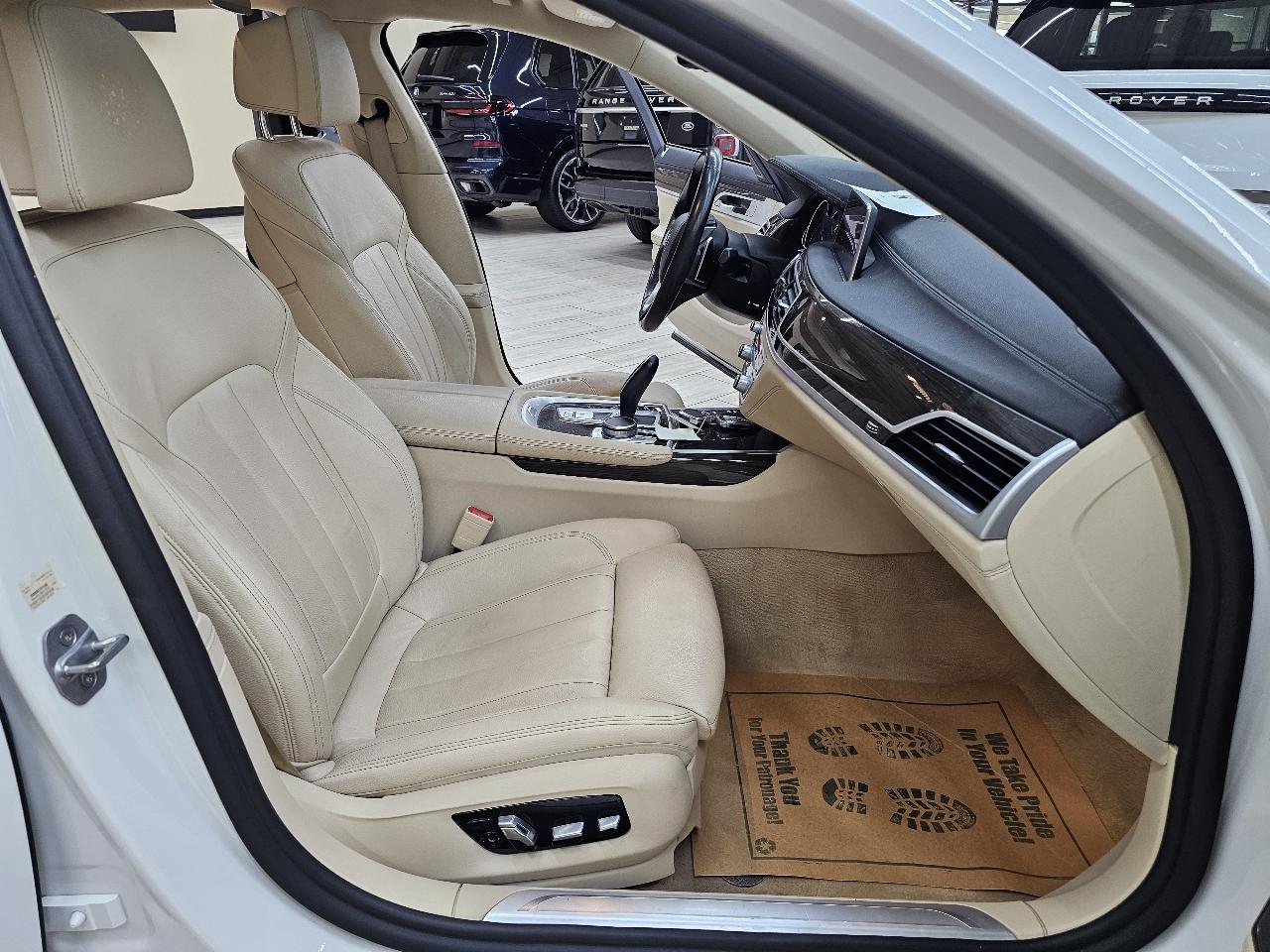 BMW 7-Series 740i 2019
