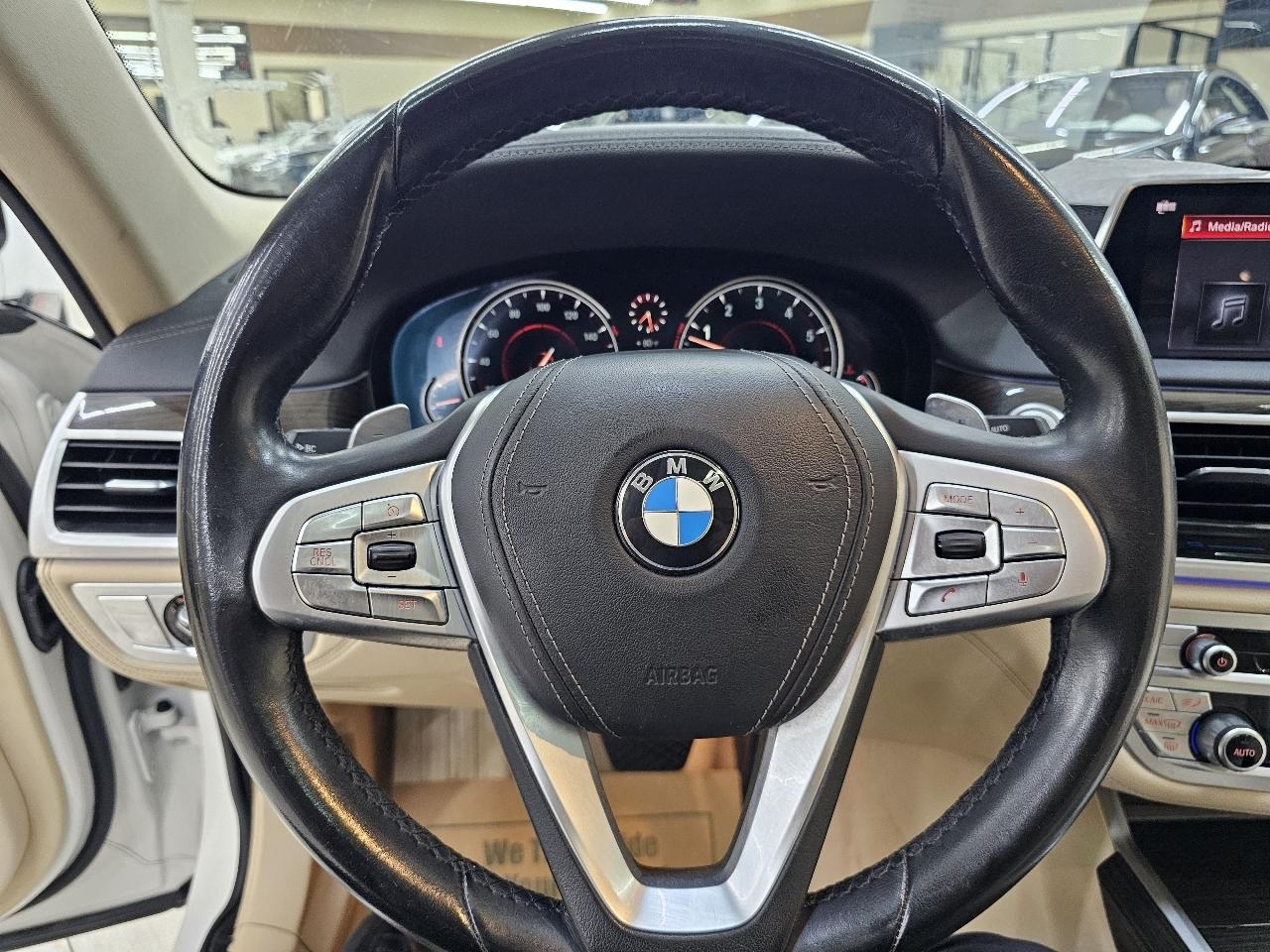 BMW 7-Series 740i 2019