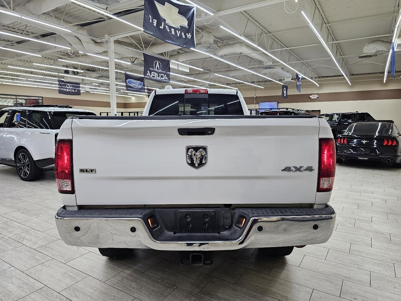 RAM 2500 SLT Crew Cab LWB 4WD 2016