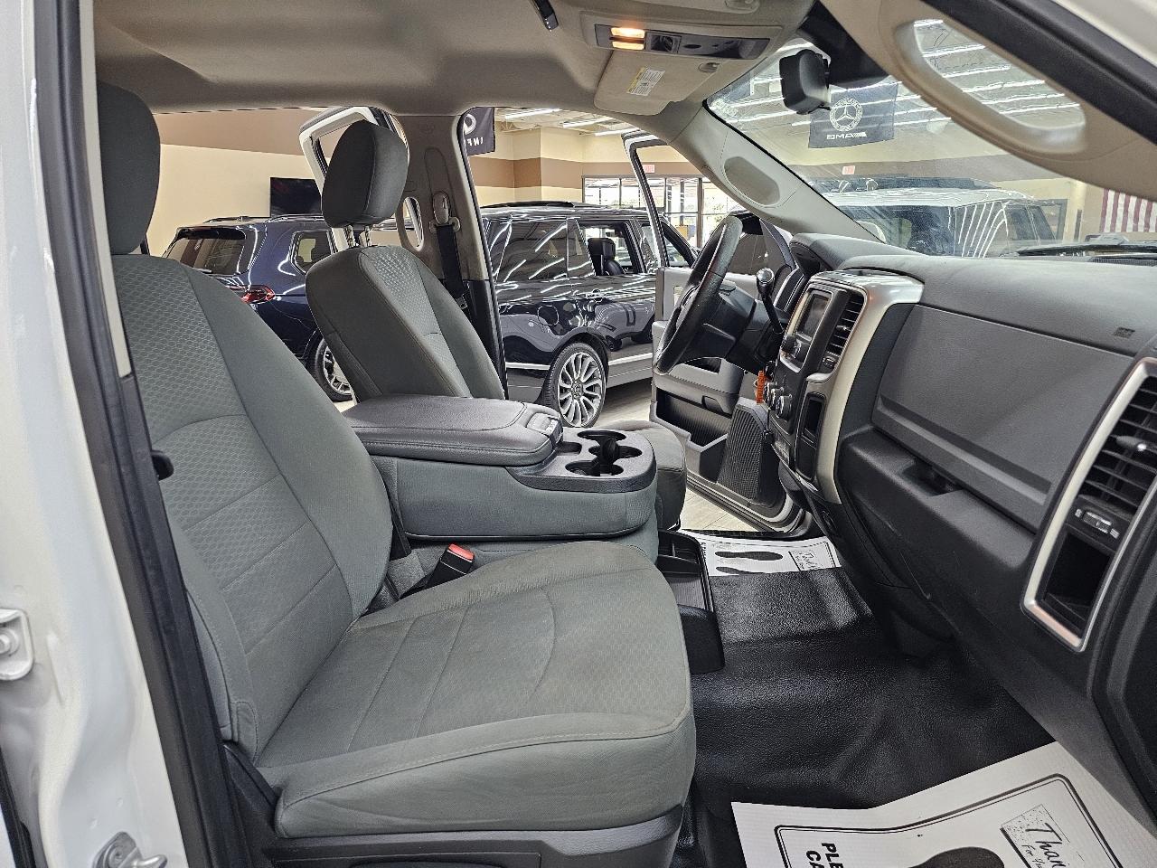 RAM 2500 SLT Crew Cab LWB 4WD 2016