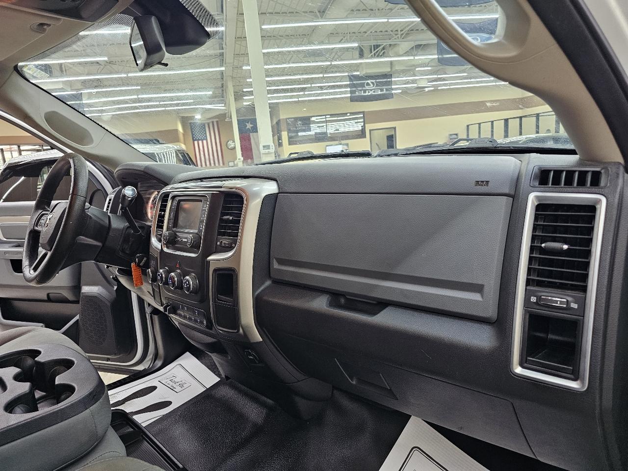 RAM 2500 SLT Crew Cab LWB 4WD 2016