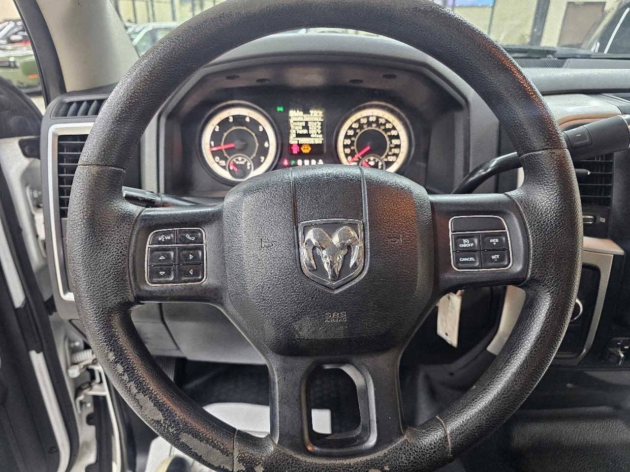 RAM 2500 SLT Crew Cab LWB 4WD 2016