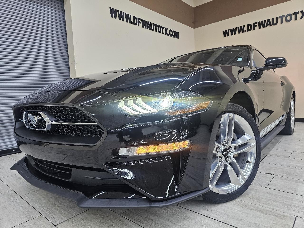 Ford Mustang EcoBoost Coupe 2018