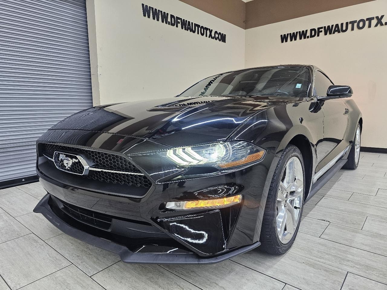 Ford Mustang EcoBoost Coupe 2018