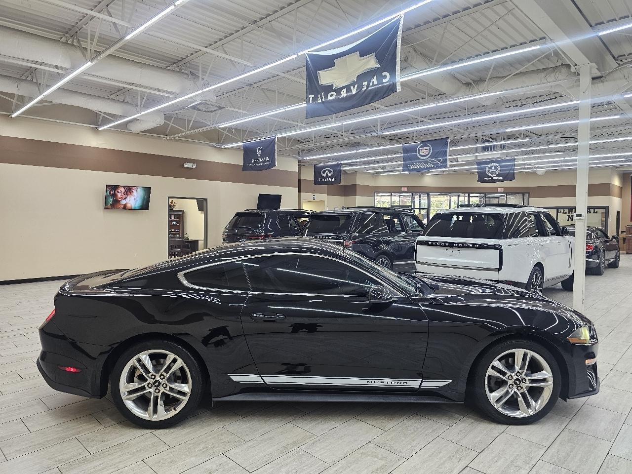 Ford Mustang EcoBoost Coupe 2018