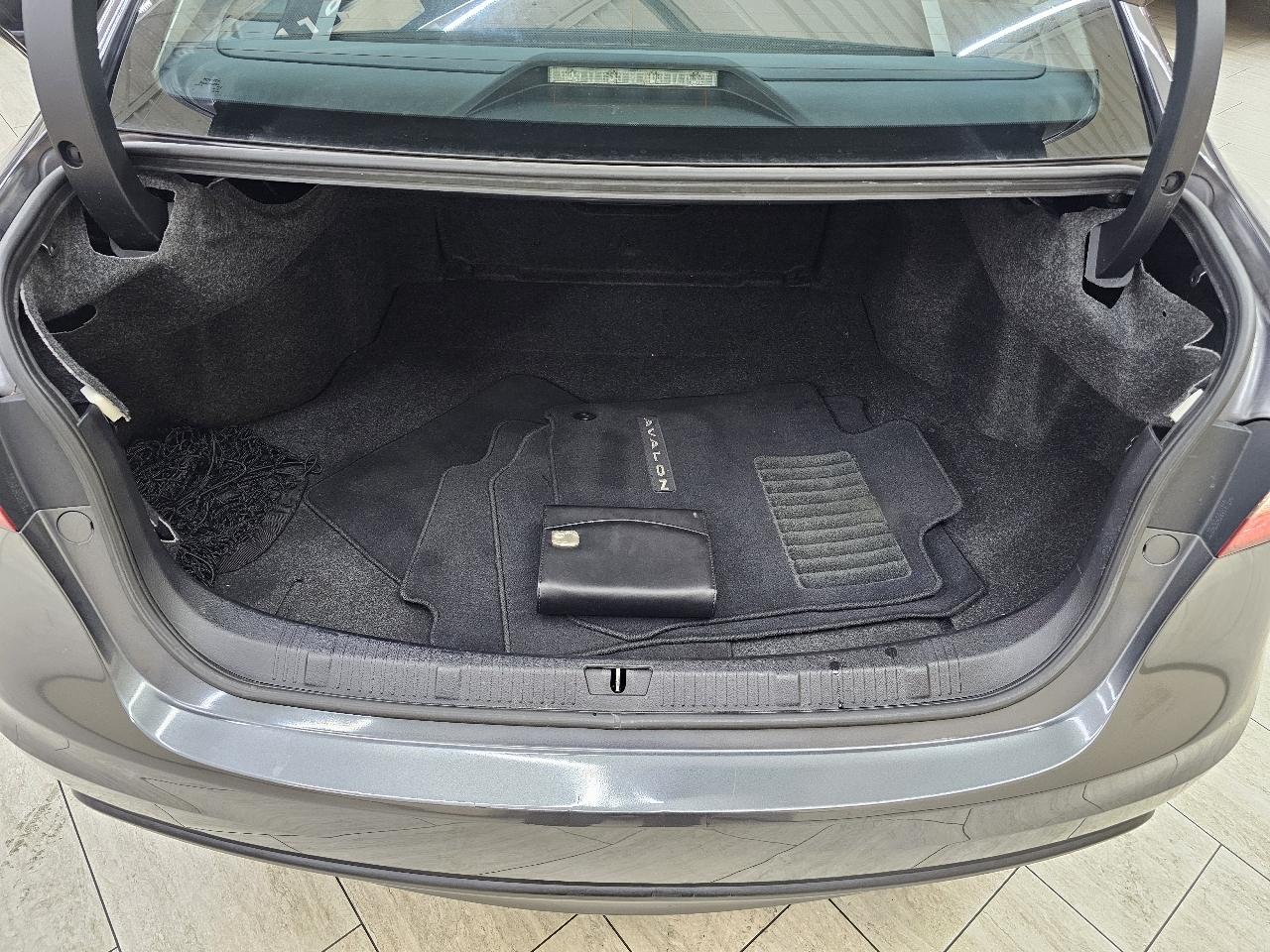 Toyota Avalon XLE Touring SE 2015