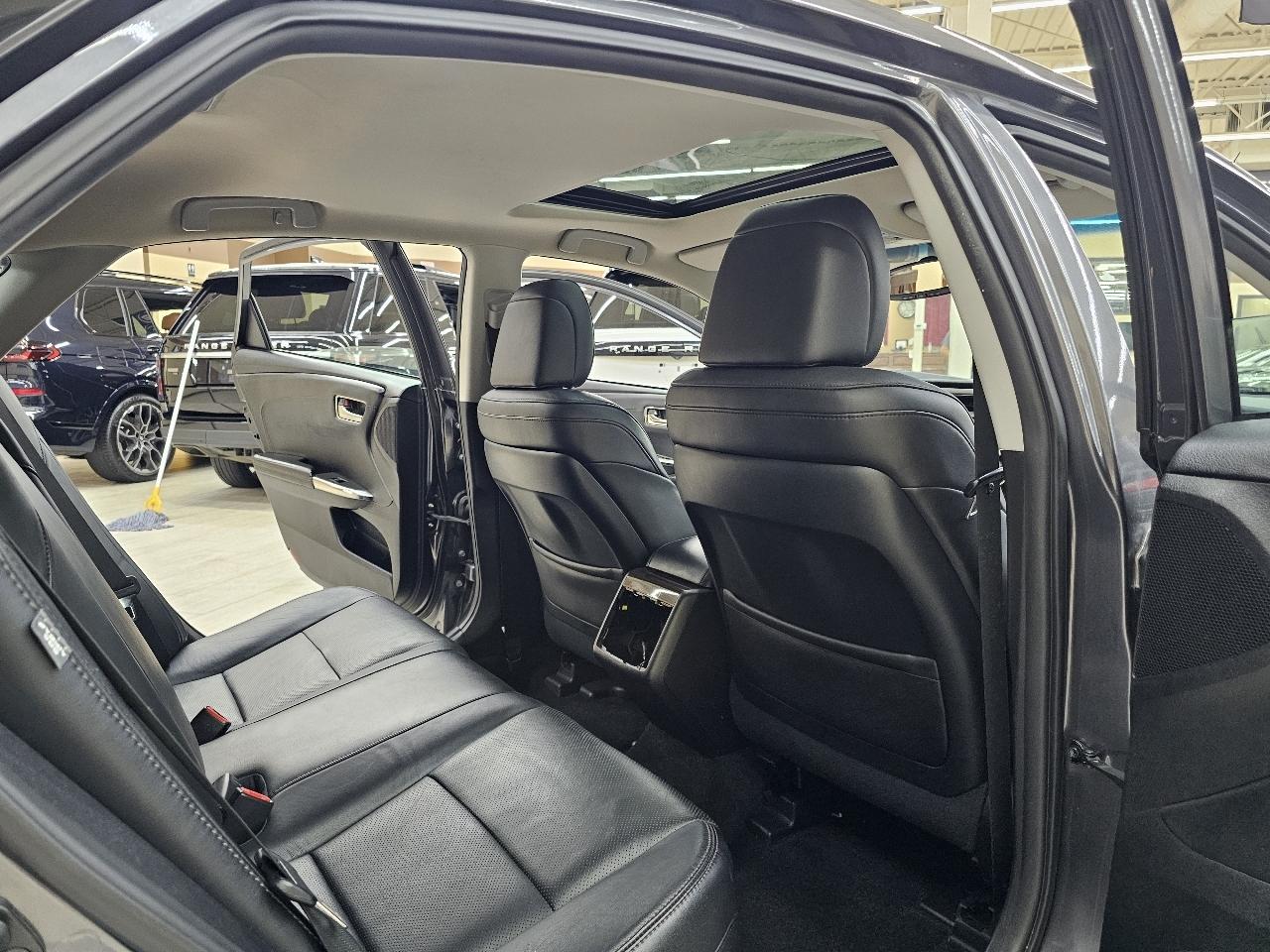 Toyota Avalon XLE Touring SE 2015