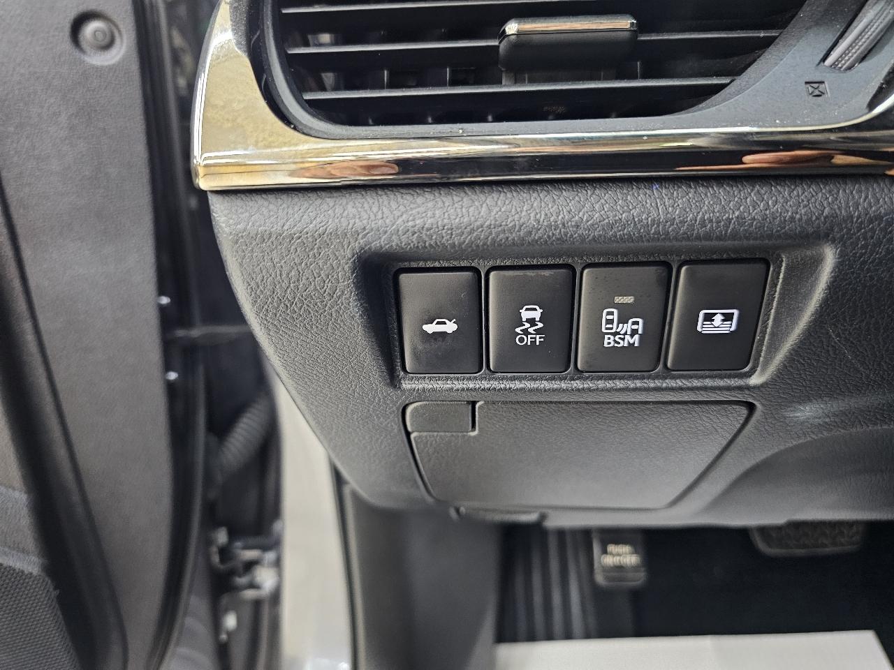 Toyota Avalon XLE Touring SE 2015