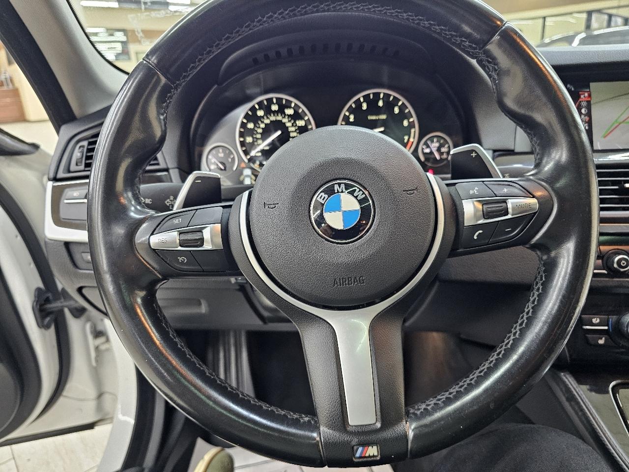 BMW 5-Series 528i 2016