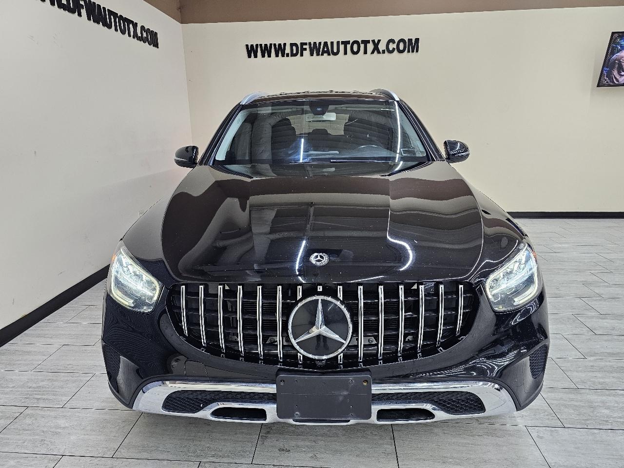 Mercedes-Benz GLC-Class GLC300 2020