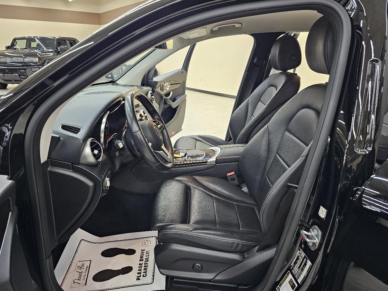 Mercedes-Benz GLC-Class GLC300 2020