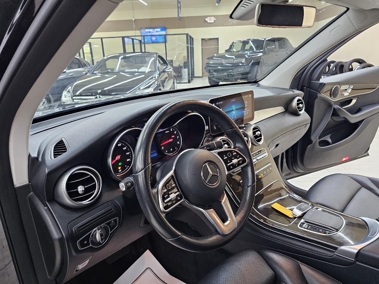 Mercedes-Benz GLC-Class GLC300 2020