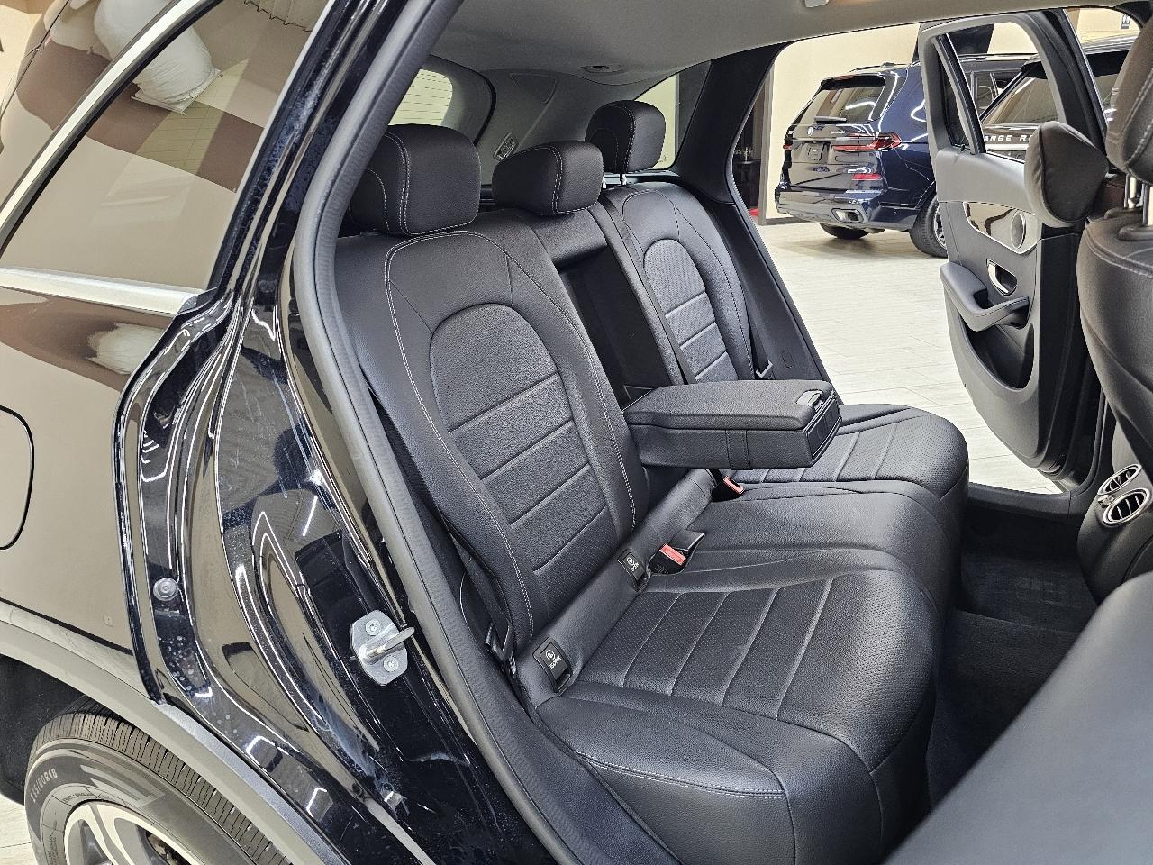 Mercedes-Benz GLC-Class GLC300 2020