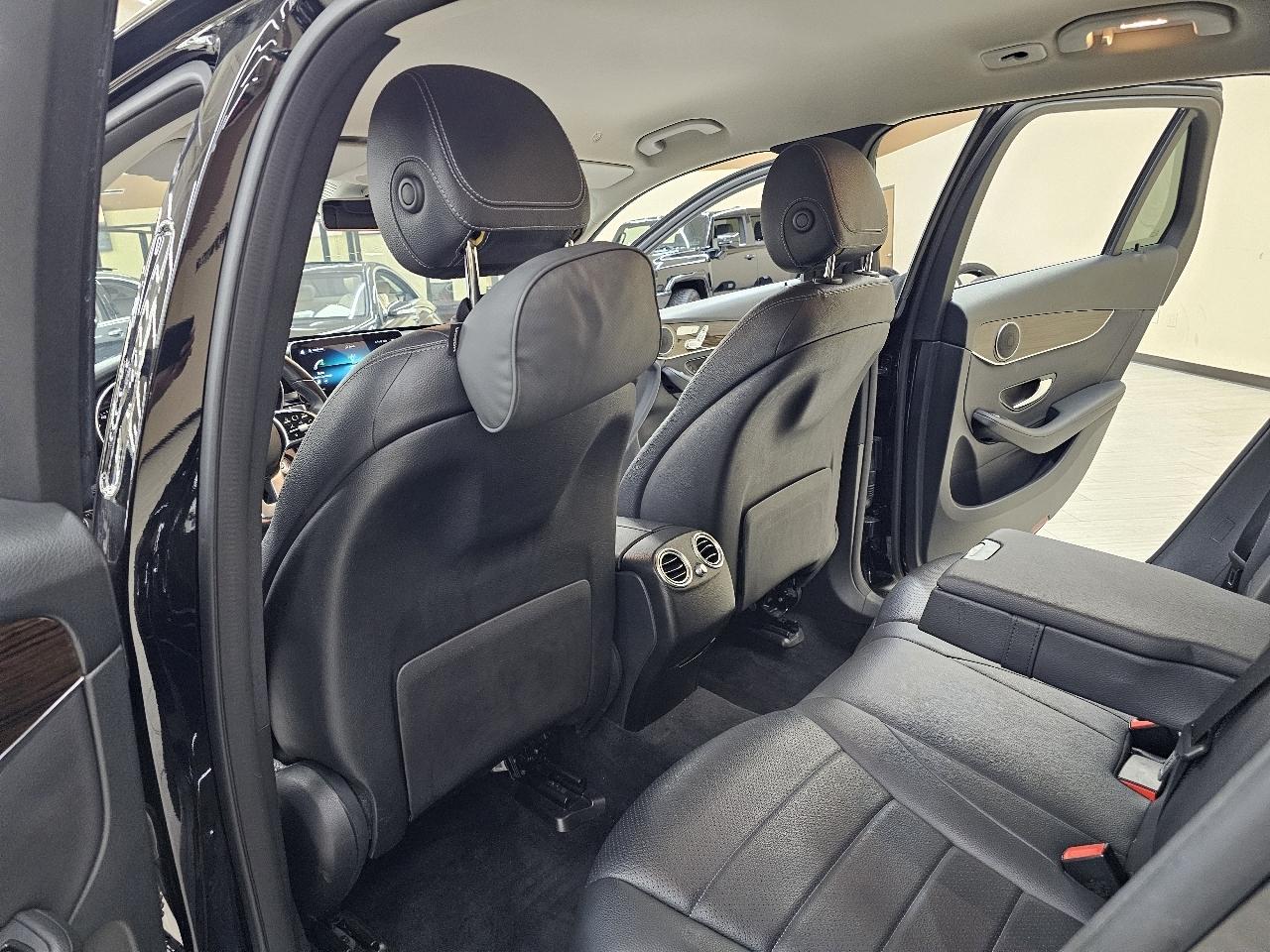 Mercedes-Benz GLC-Class GLC300 2020