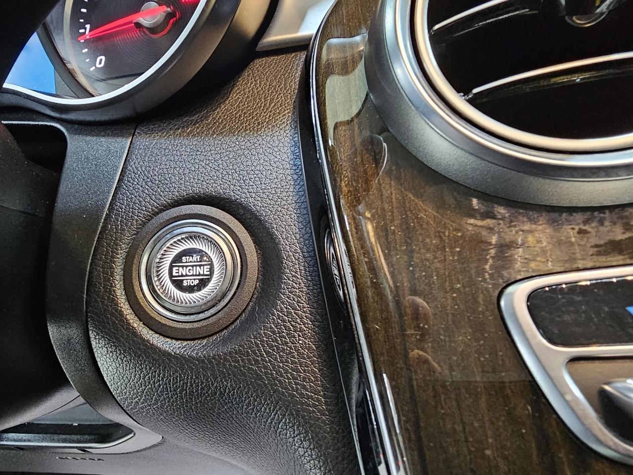 Mercedes-Benz GLC-Class GLC300 2020