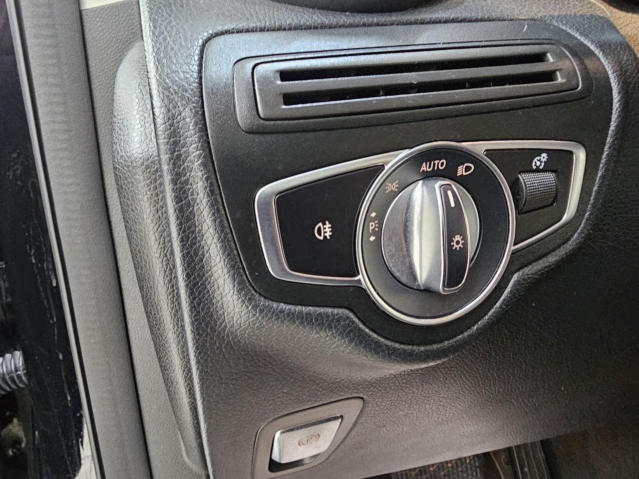 Mercedes-Benz GLC-Class GLC300 2020