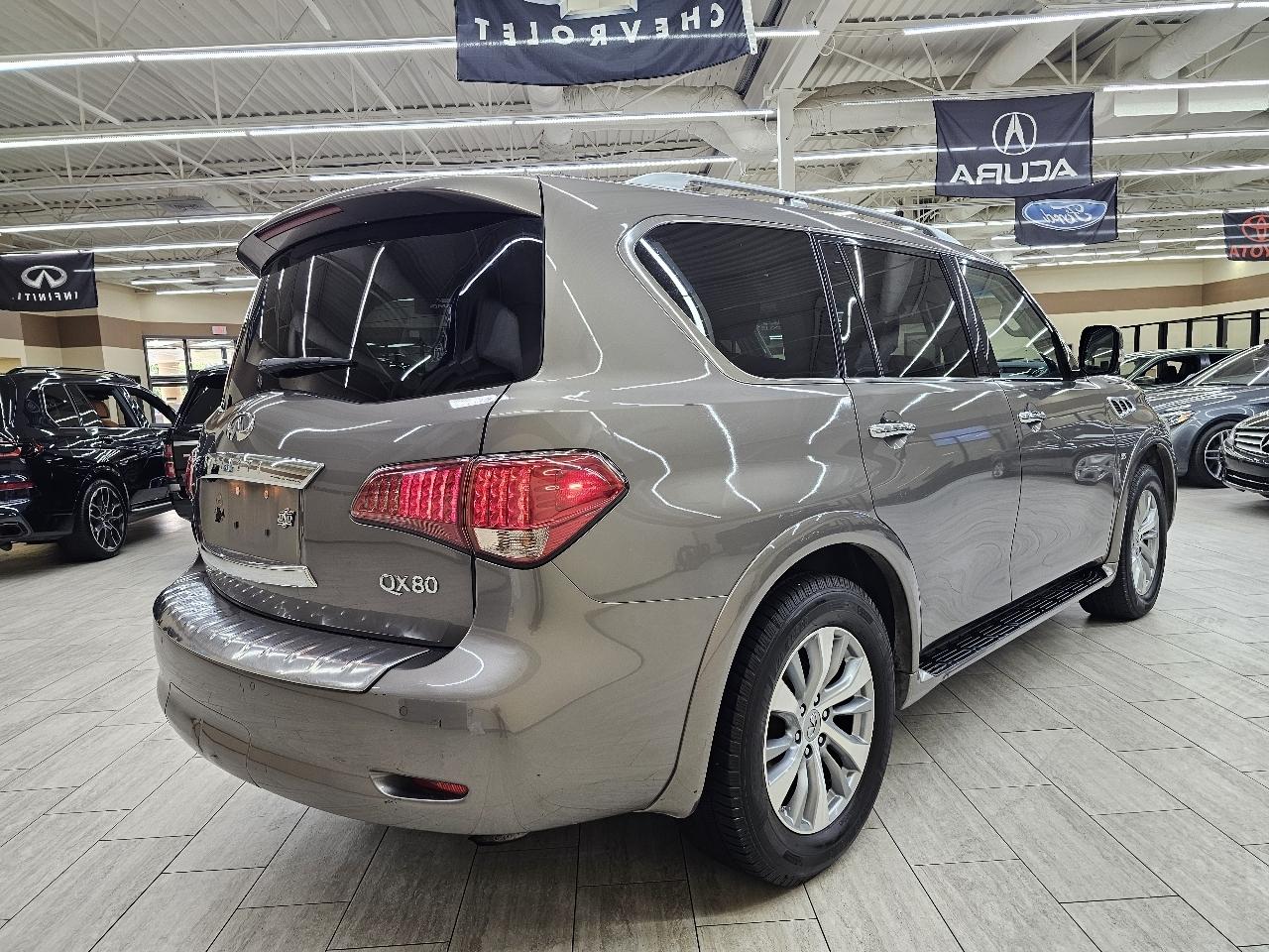Infiniti QX80 2WD 2017