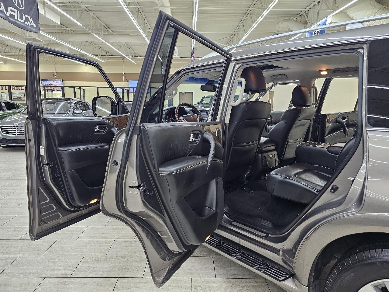 Infiniti QX80 2WD 2017