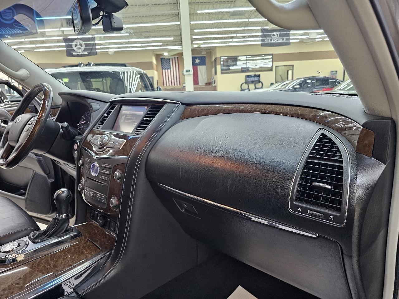 Infiniti QX80 2WD 2017