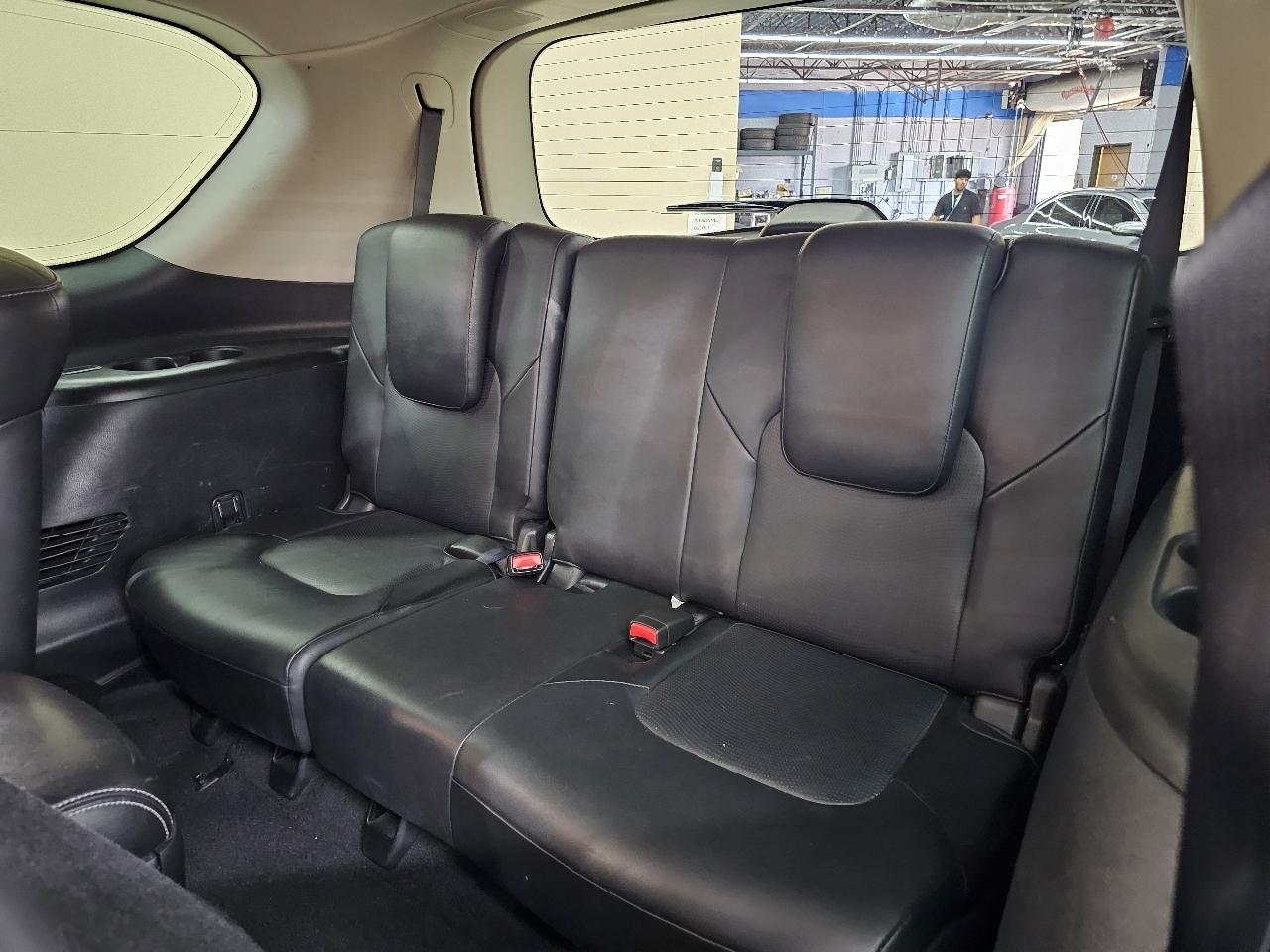 Infiniti QX80 2WD 2017