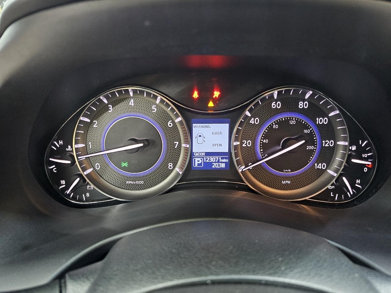Infiniti QX80 2WD 2017