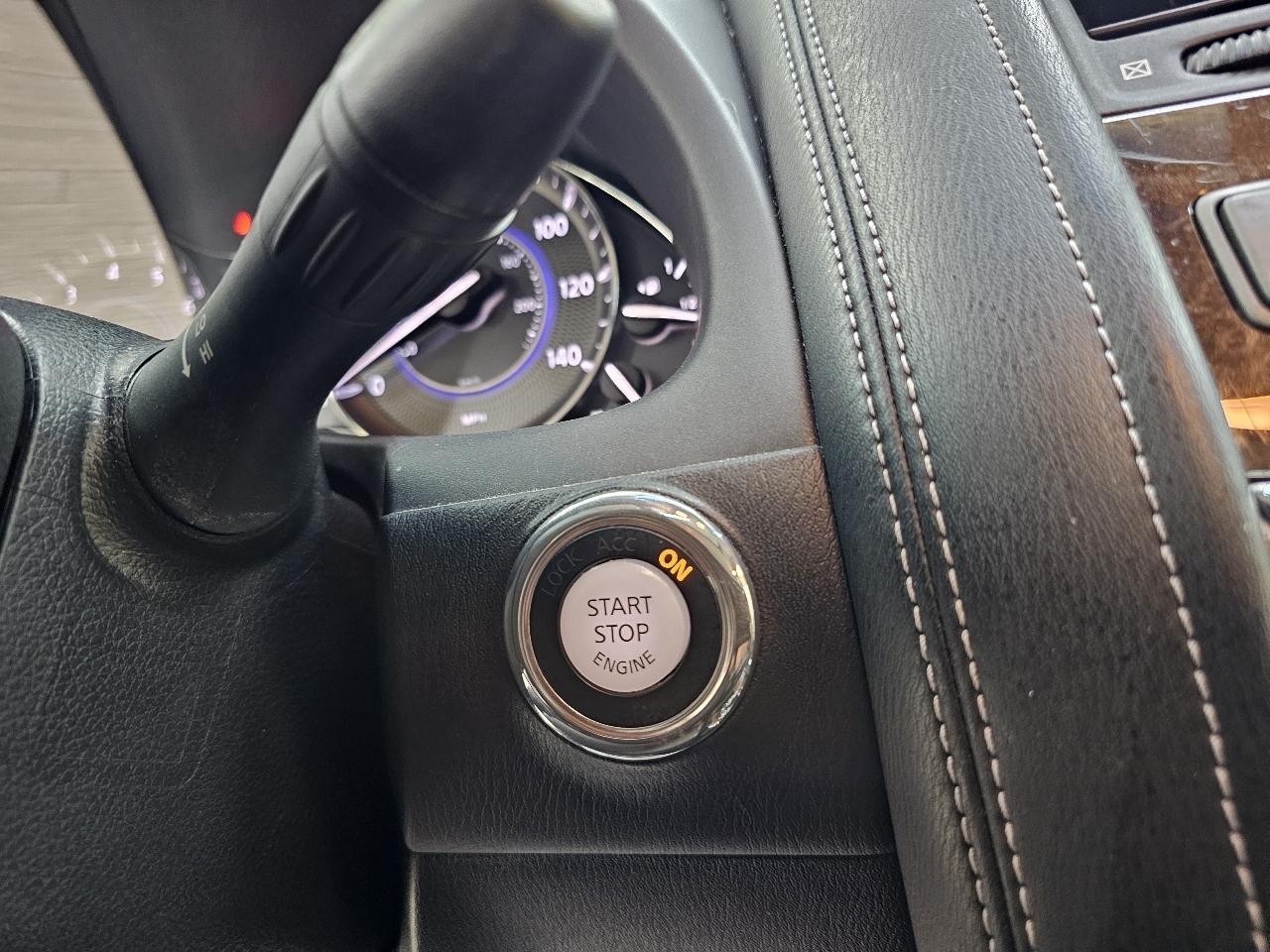 Infiniti QX80 2WD 2017
