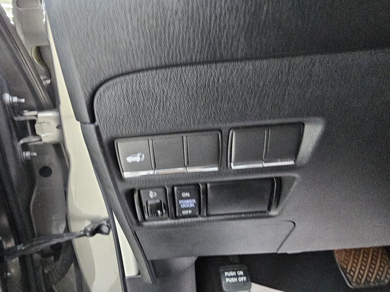 Infiniti QX80 2WD 2017