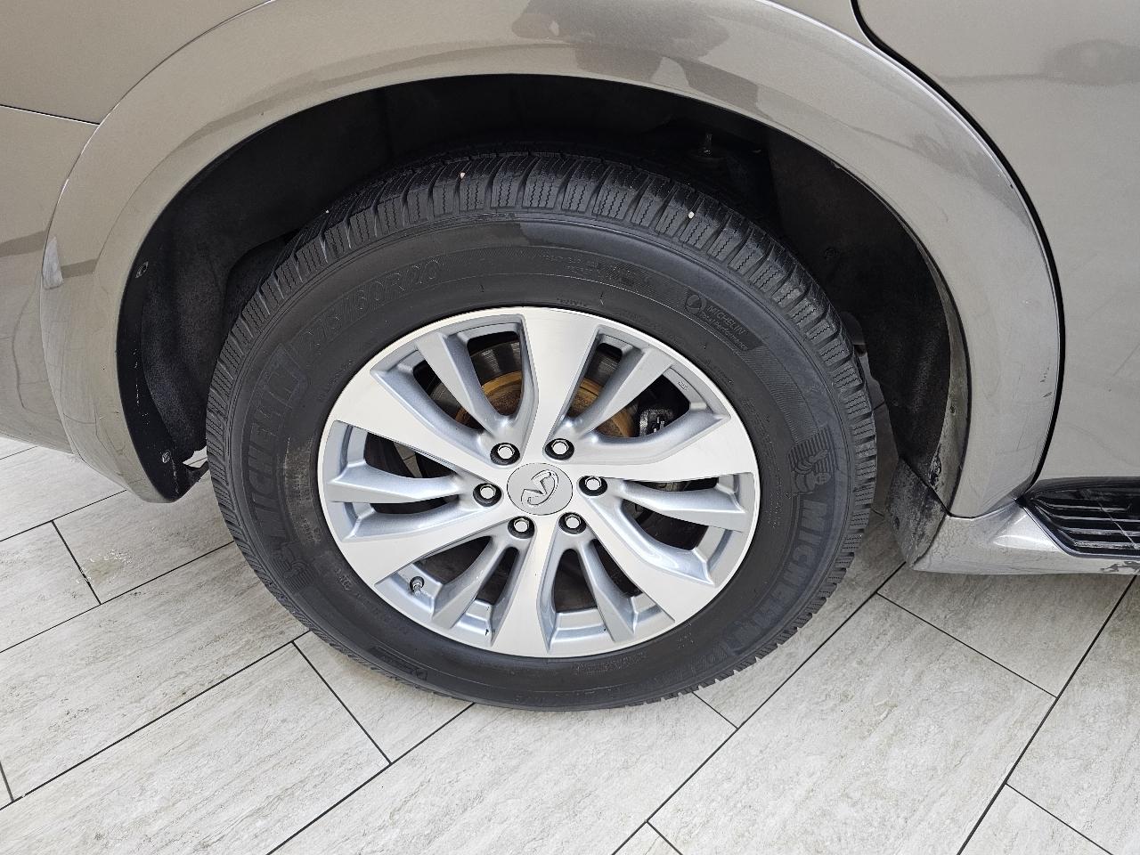 Infiniti QX80 2WD 2017