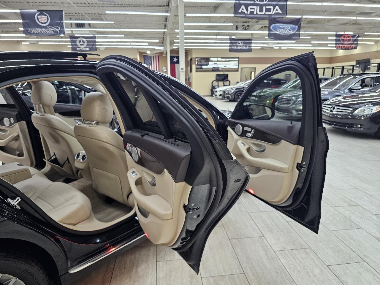 Mercedes-Benz C-Class C300 4MATIC Sedan 2015