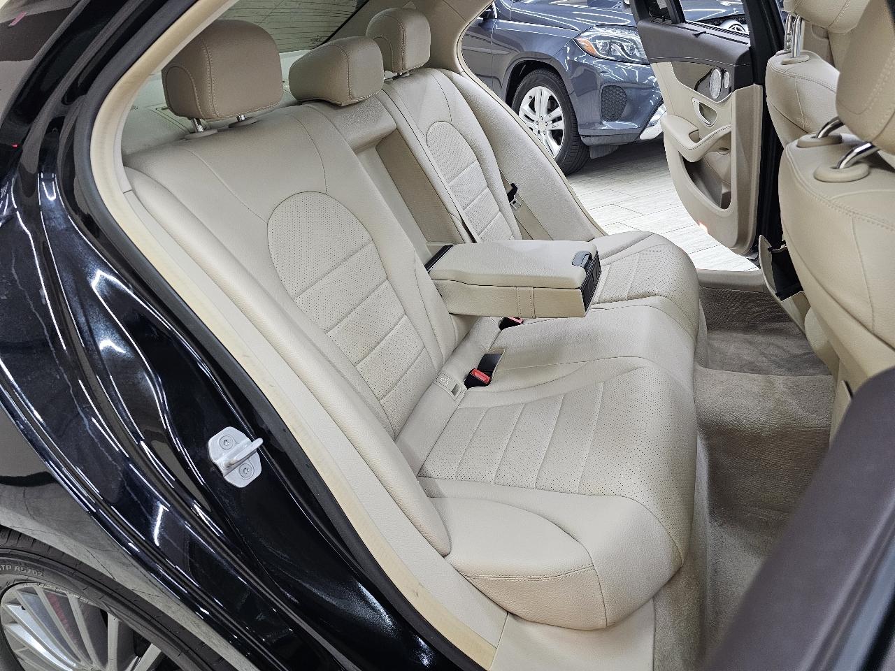 Mercedes-Benz C-Class C300 4MATIC Sedan 2015