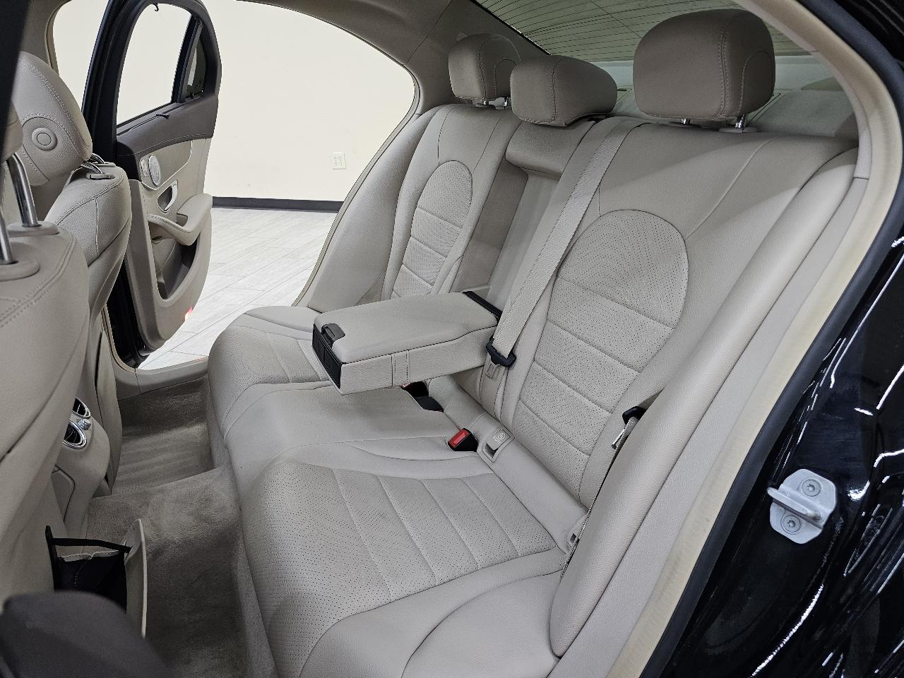 Mercedes-Benz C-Class C300 4MATIC Sedan 2015