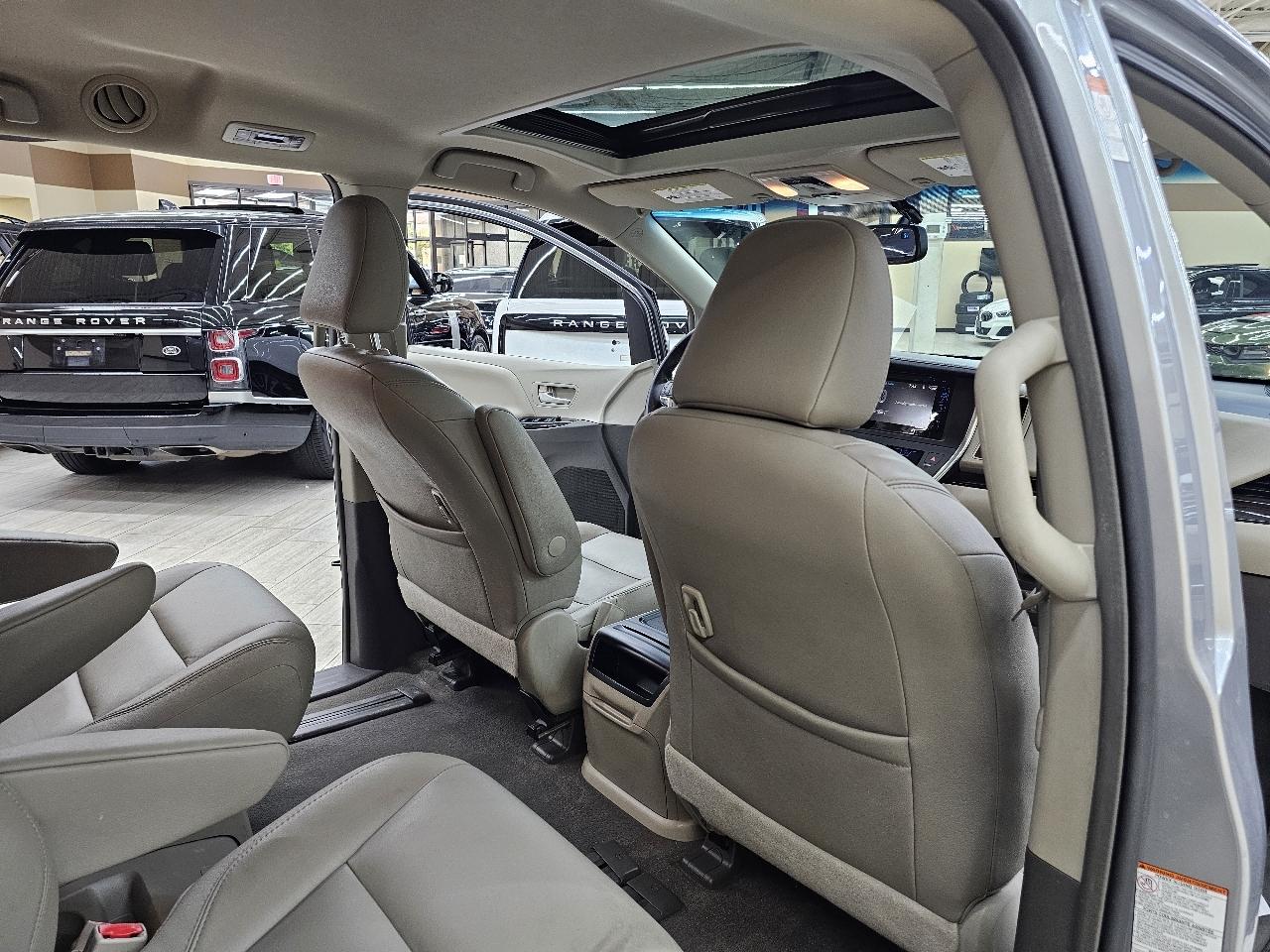 Toyota Sienna XLE FWD 8-Passenger V6 2015