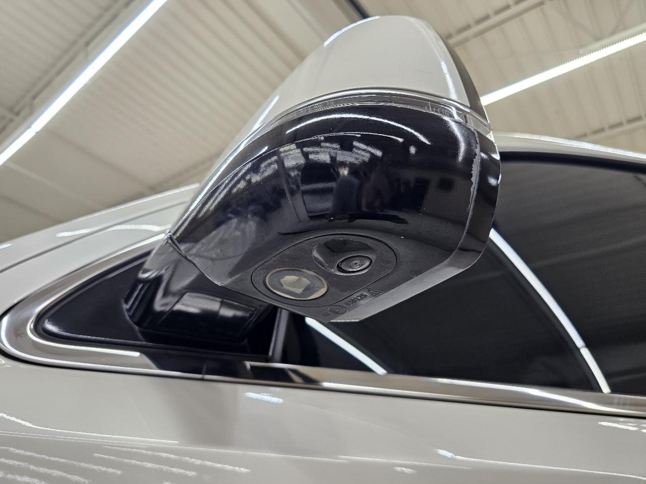 Cadillac Escalade Premium 4WD 2015