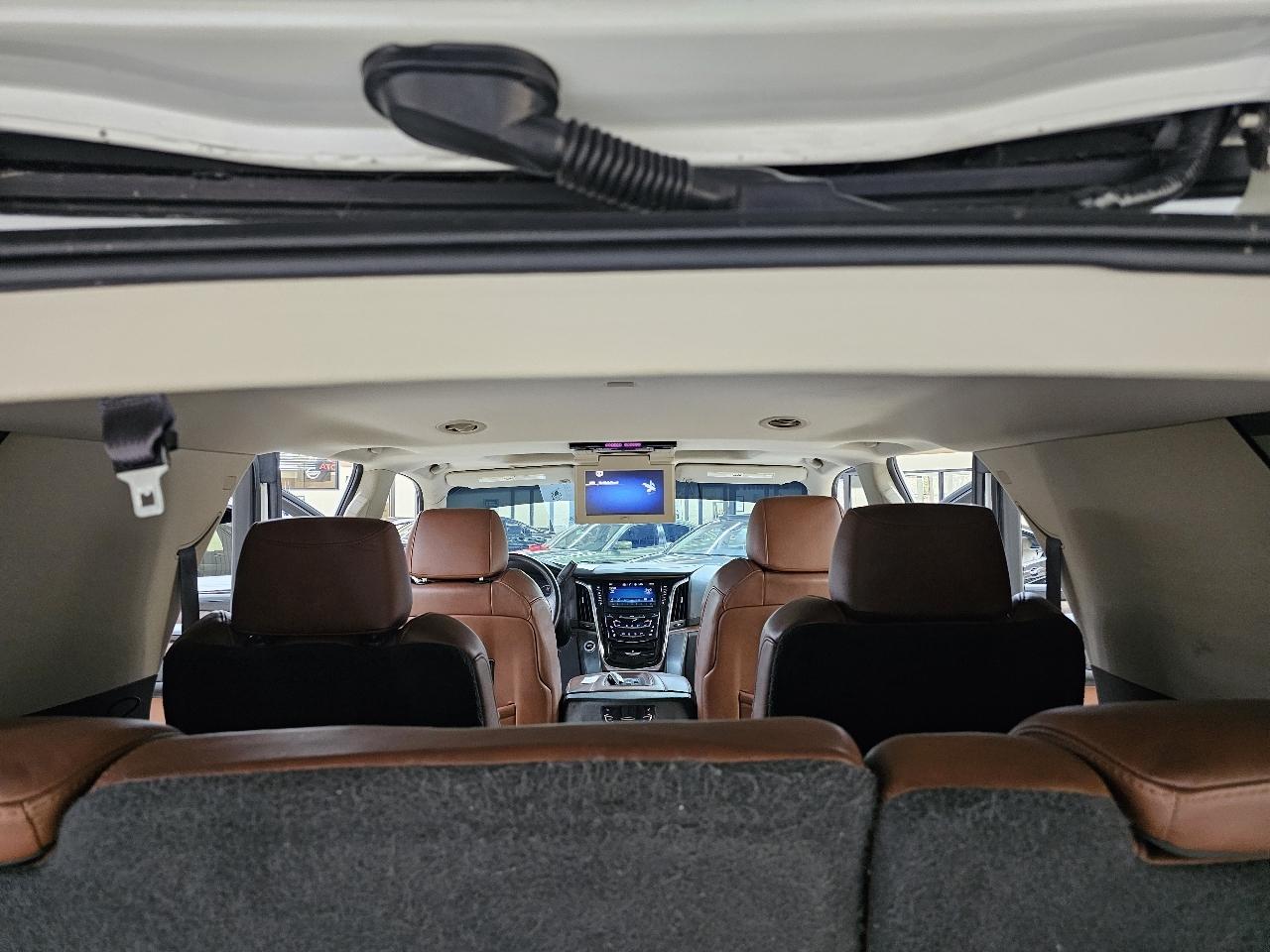 Cadillac Escalade Premium 4WD 2015