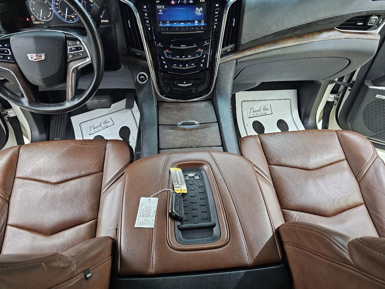 Cadillac Escalade Premium 4WD 2015